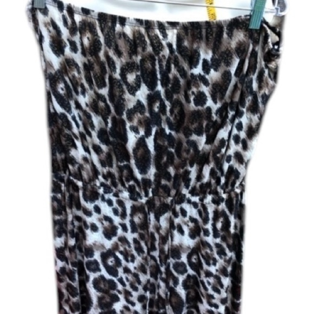 Connected Apparel size large sleeveless  leopard print jumpsuit with stretch